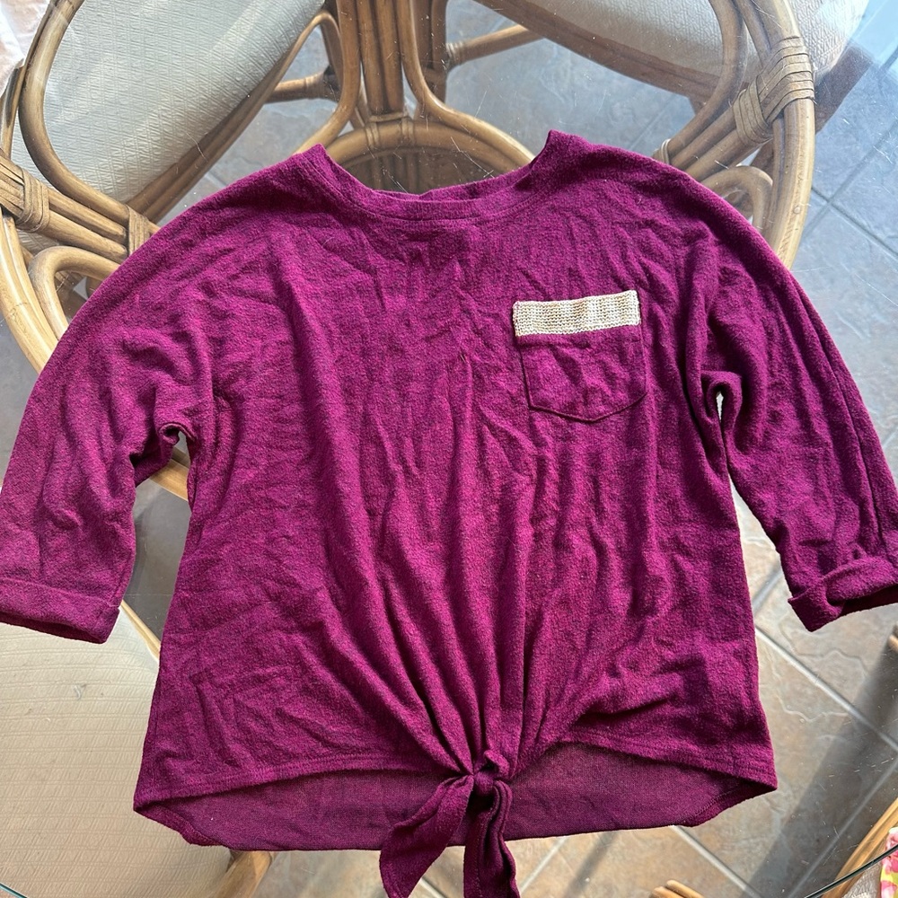🦋3for$10🦋 Cute lightweight sweater